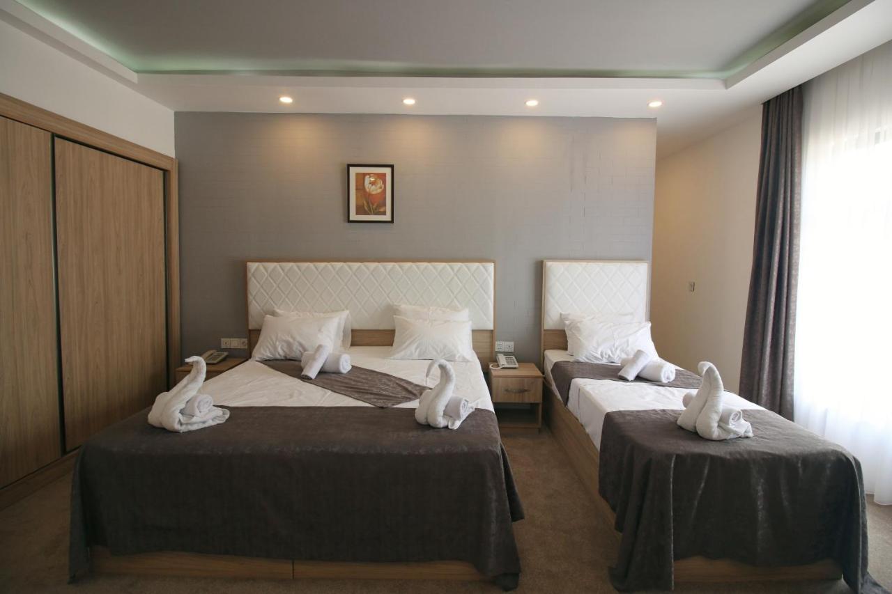 Baku Exotica Hotel ภายนอก รูปภาพ