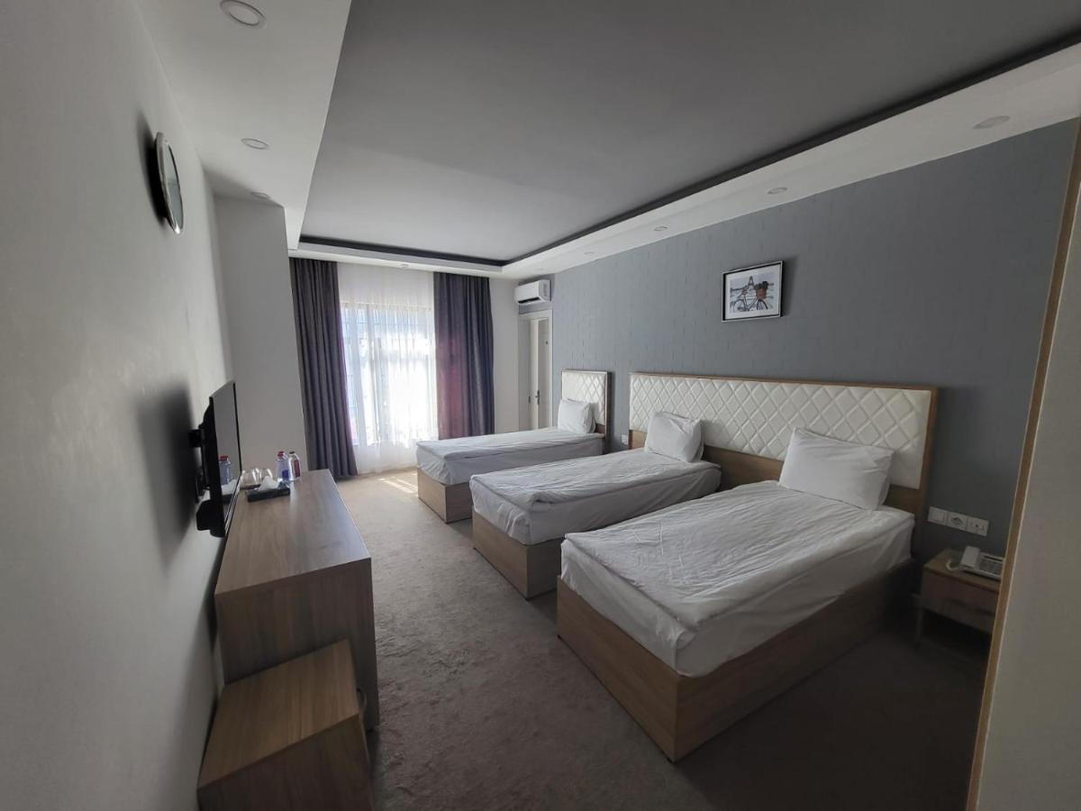 Baku Exotica Hotel ภายนอก รูปภาพ